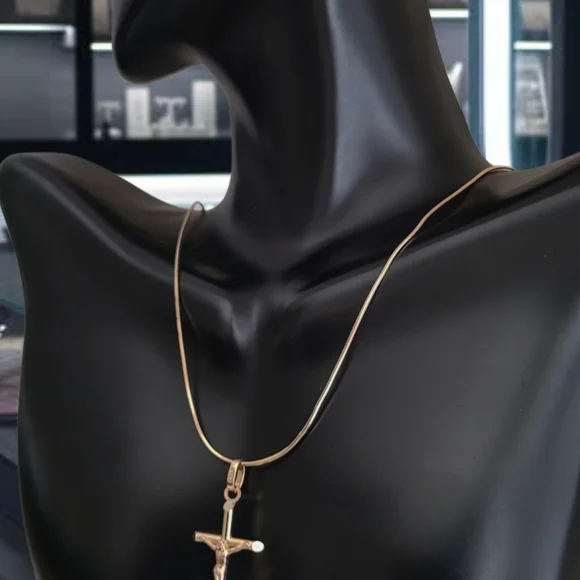 ❤️14k Small Solid Yellow Gold Crucifix Pendant! 👌🎁